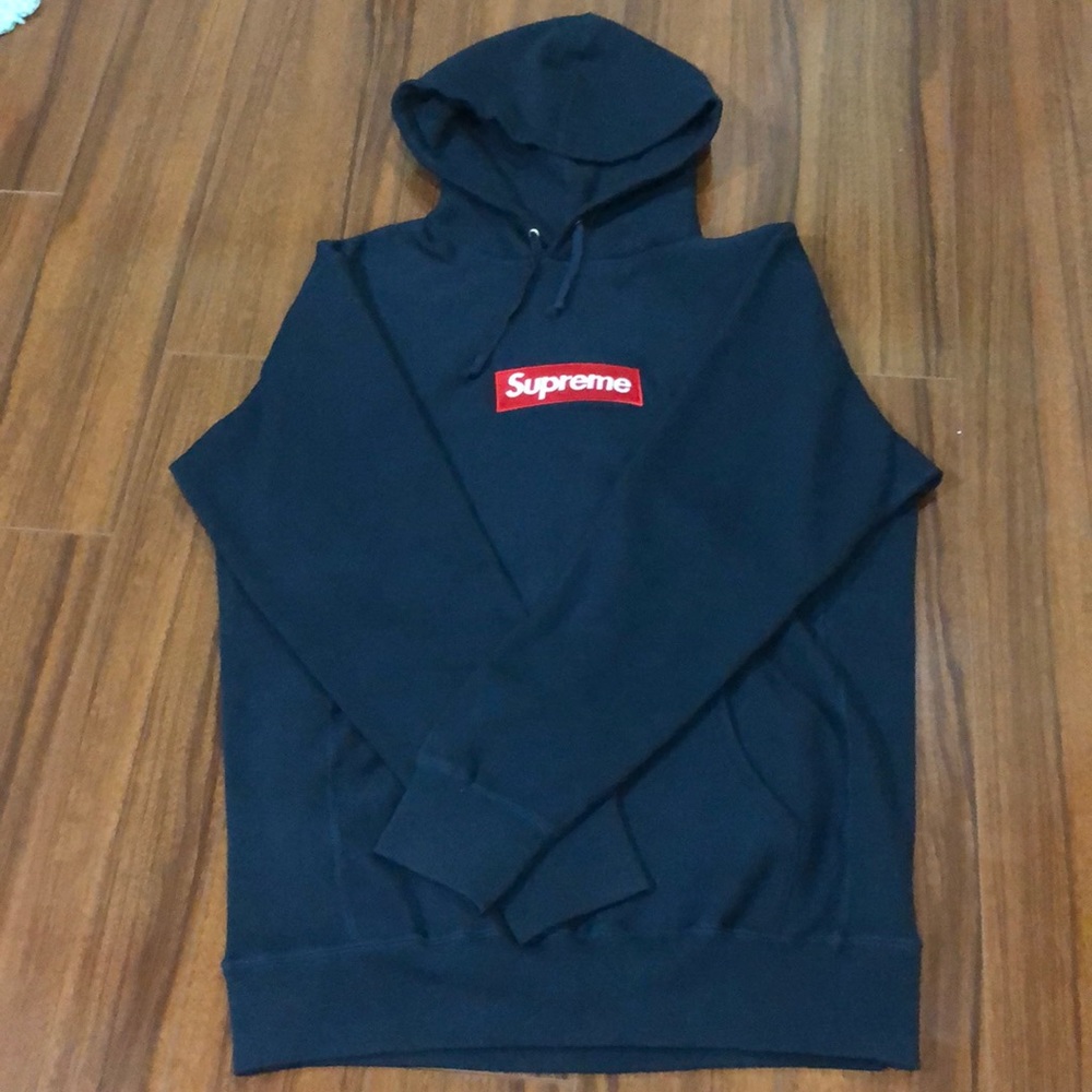Supreme Sweatshirt